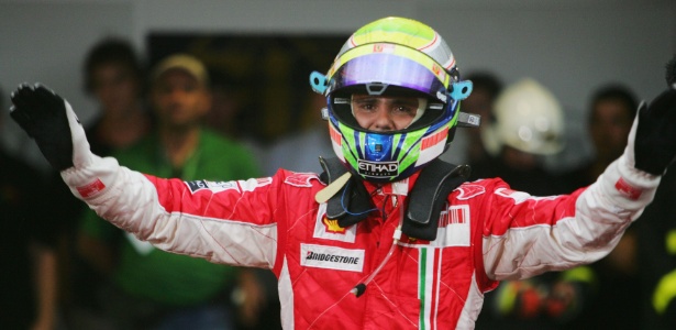 Felipe Massa em 2008, no GP do Brasil, quando perdeu o título mundial na última curva - Ker Robertson/Getty Images