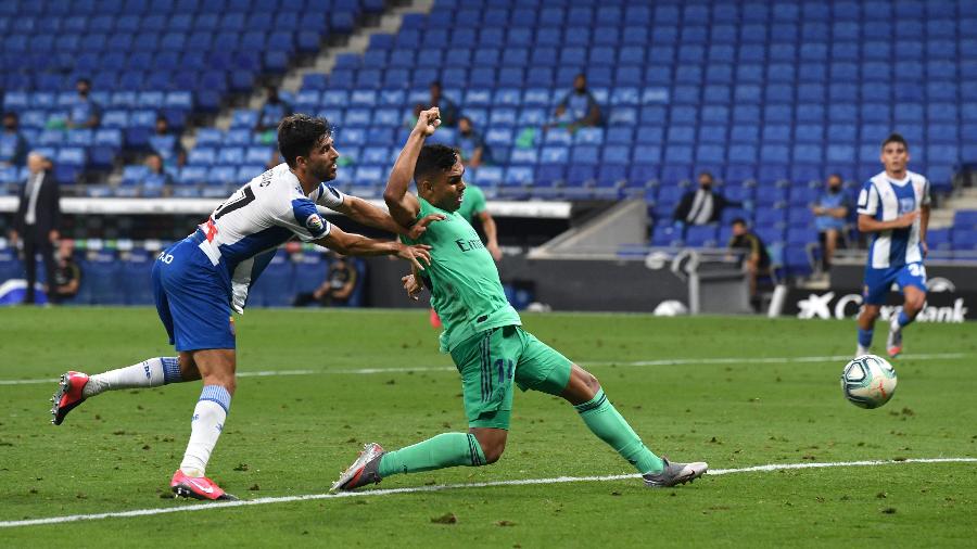 Casemiro marca para o Real Madrid contra o Espanyol, pelo Campeonato Espanhol - David Ramos/Getty Images