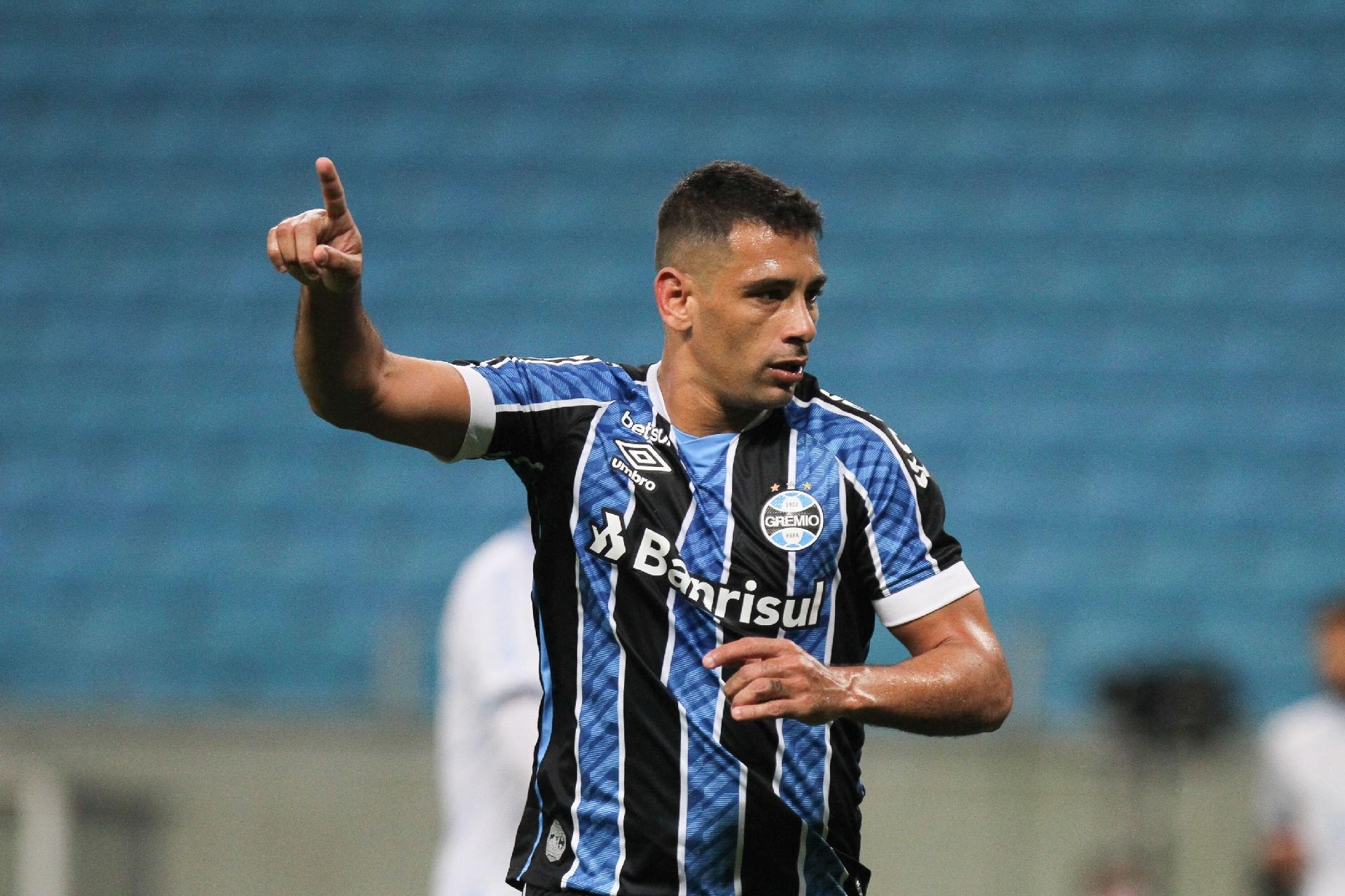 GOOOOOOOOOLL!! Diego Souza faz o primeiro do Tricolor na decisão!
