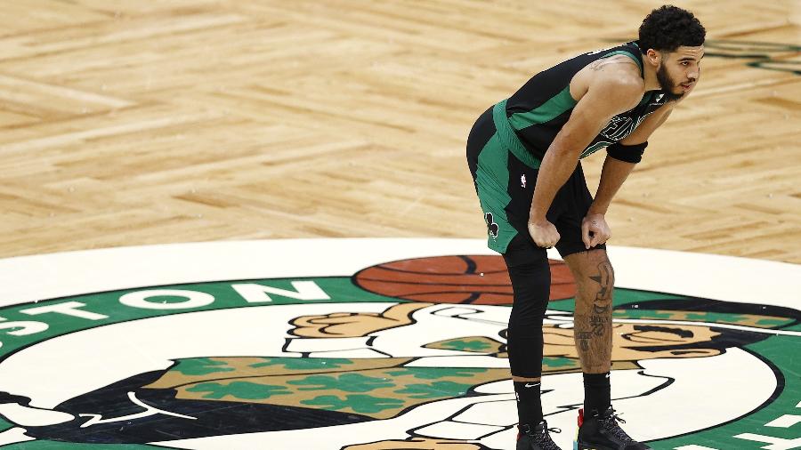 Jayson Tatum, jogador do Boston Celtics, foi diagnosticado com a covid-19 em janeiro - Maddie Meyer/Getty Images/AFP 