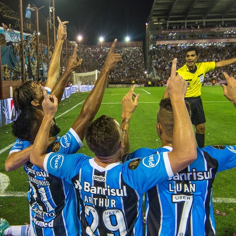 Grêmio derrota o Fluminense de virada na reestreia de Luan e volta ao G4;  veja os destaques do jogo - Grêmio - Diário de Canoas