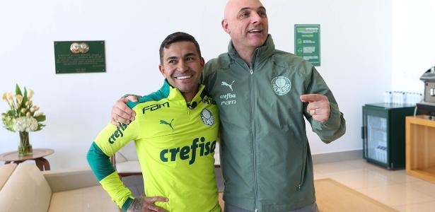 Alfinetada a Leila: Dudu exalta habilidade de ex-presidente do Palmeiras