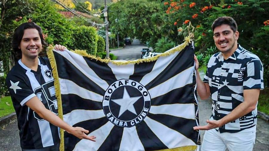 Marcelo Adnet e Ricardo Hessez, os carnavalescos da Botafogo Samba Clube - Divukgação