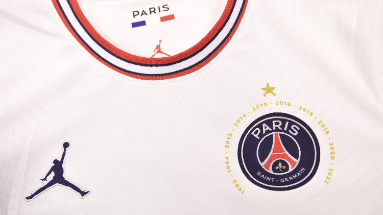 Campeão francês pela 10ª vez, Paris Saint-Germain joga pela primeira vez com uma estrela acima do símbolo - Divulgação/PSG - Divulgação/PSG