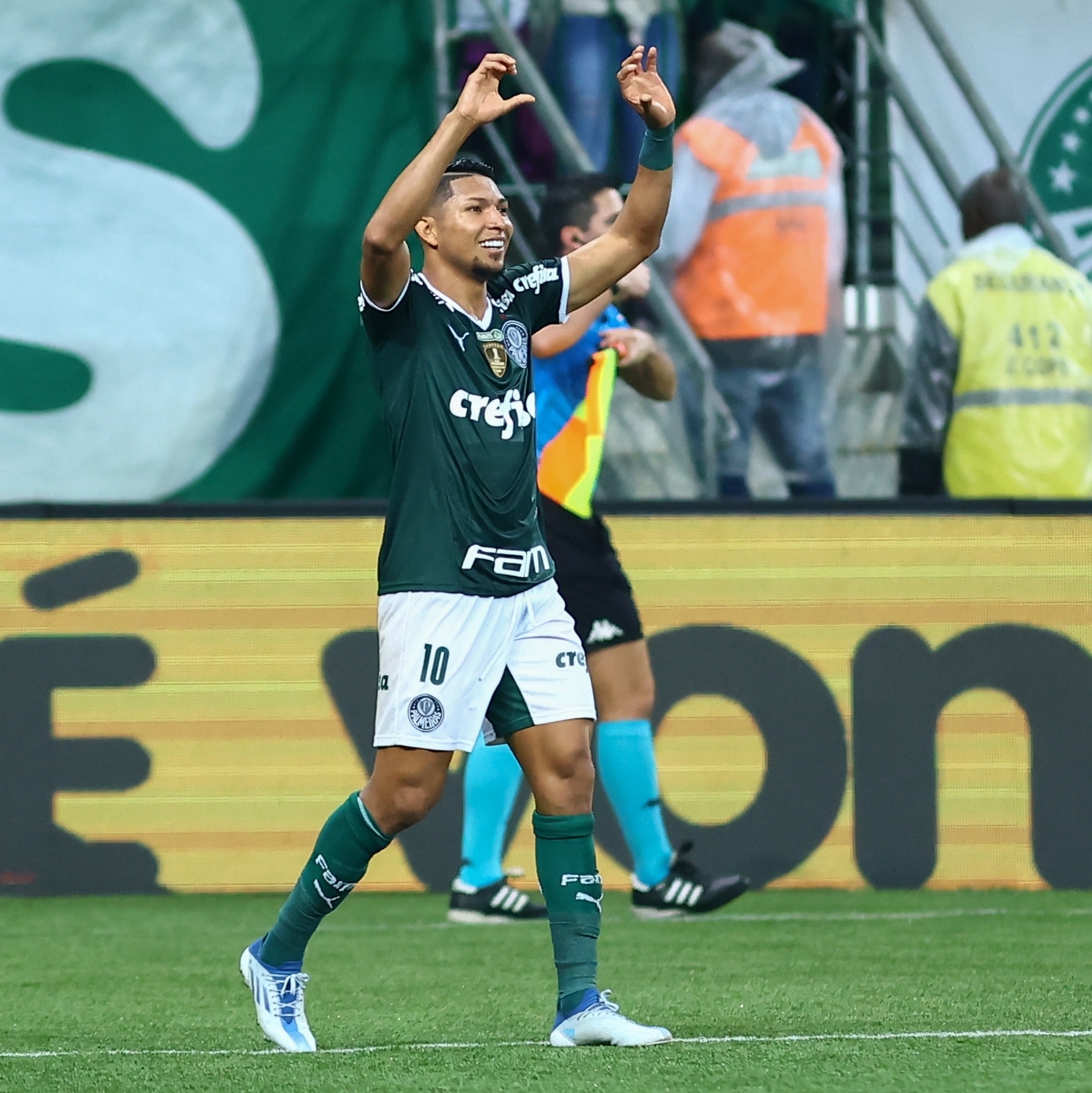 Palmeiras pode perder Rony e mais quatro jogadores para 2023 - Rádio Clube  do Pará