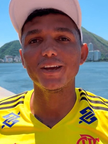 Isaquias Queiroz fez dobradinha com seu irmão, Lucas, no pódio de prova da Copa do Brasil de Canoagem - Reprodução/Twitter