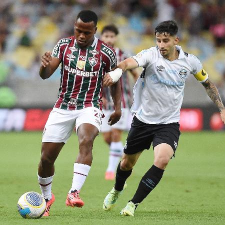 Times fizeram uma partida nervosa, e o árbitro aplicou dez amarelos e um vermelho