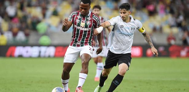 Grêmio empata com Fluminense nos acréscimos em jogo quente no Rio.