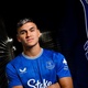 Everton exerce a compra de Alcaraz, que deixa o Flamengo por R$ 96 milhões