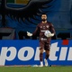 Coronel aproveita chances e salva S&atilde;o Paulo, que ganha f&ocirc;lego para cl&aacute;ssico