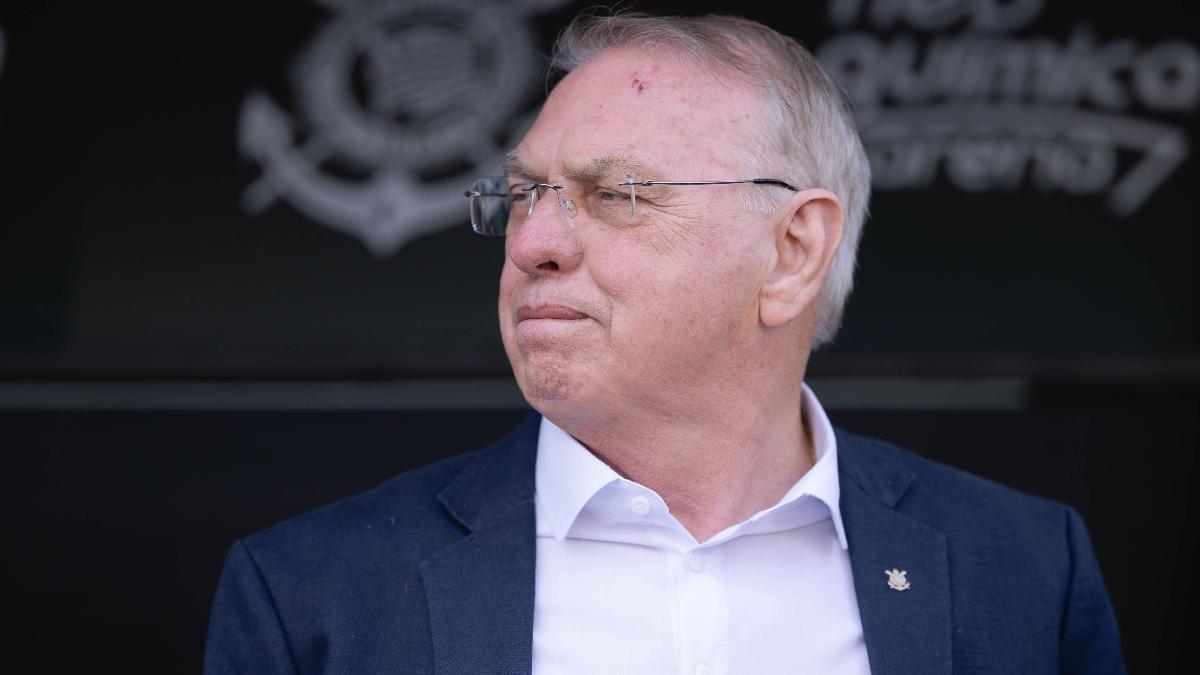 Corinthians sofre outro transfer ban e complica contratação de Wesley