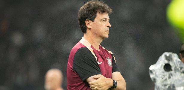 Bidon ou André? Diniz revela consenso no Corinthians para não vender os dois