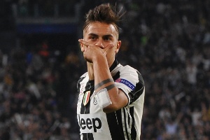 Dybala comemora após abrir o placar para a Juventus contra o Barcelona - Reuters / Giorgio Perottino - Reuters / Giorgio Perottino