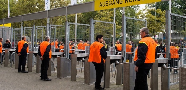 A segurança no Westfalenstadion será maior para a partida desta quarta-feira - Divulgação: Borussia Dortmund