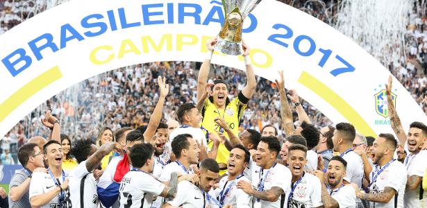 corinthians busca repetir conquista em duelo contra o cruzeiro no brasileirão.