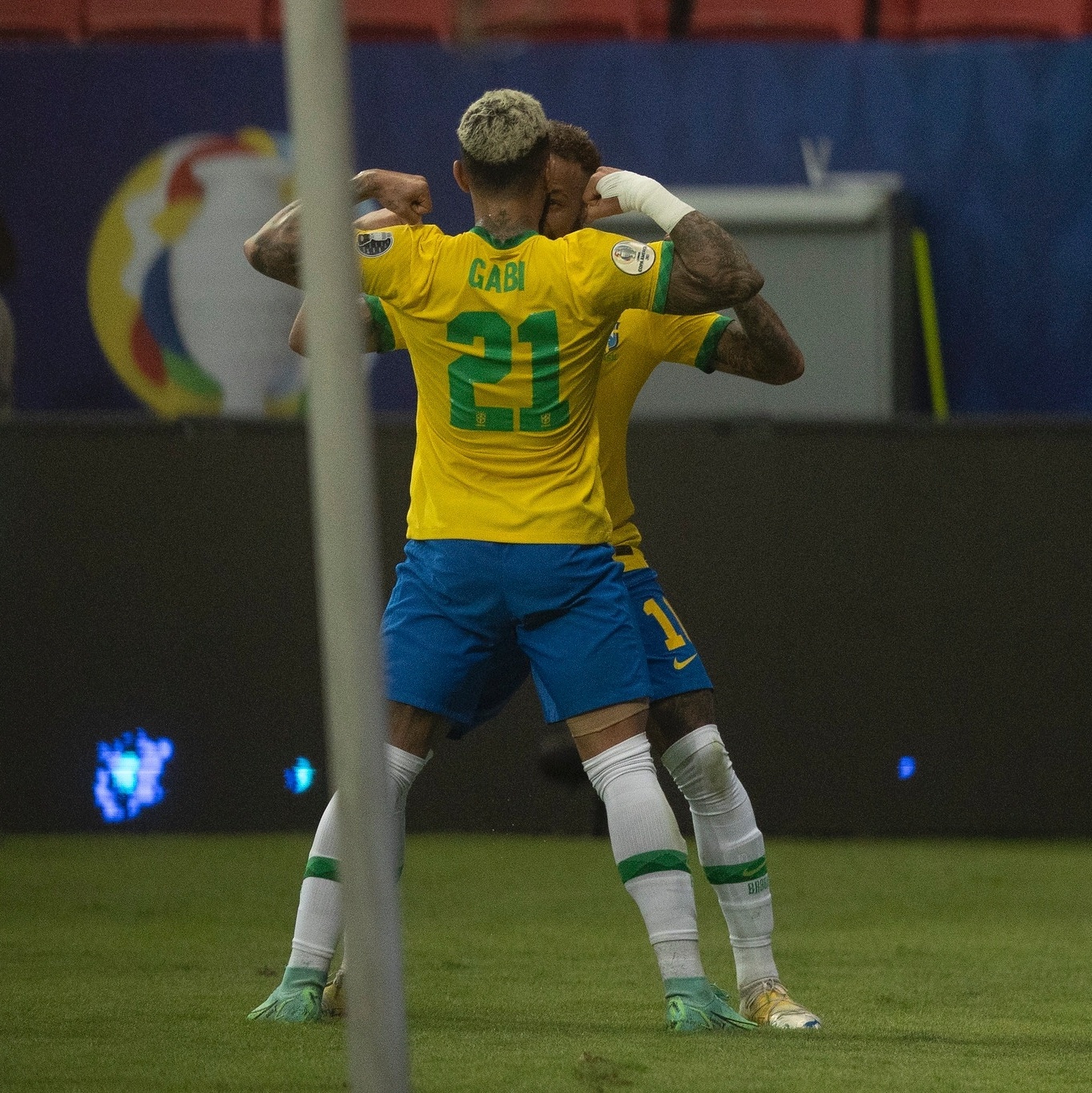 Neymar é o maior jogador brasileiro pós-Pelé - 15/06/2021 - UOL Esporte