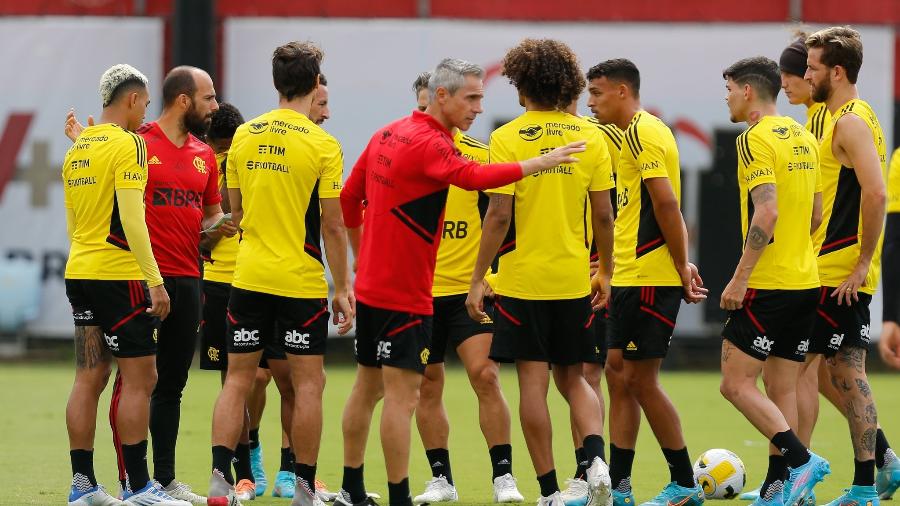 Paulo Souza e elenco em treino do Flamengo - Gilvan de Souza/Flamengo