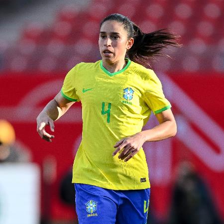 Rafaelle, zagueira da seleção brasileira