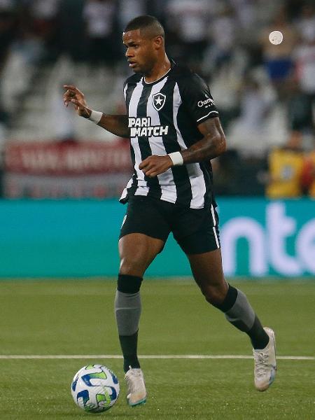 Júnior Santos, atacante do Botafogo