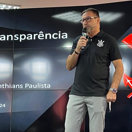 Augusto Melo no Dia da Transparência do Corinthians - Livia Camillo/UOL