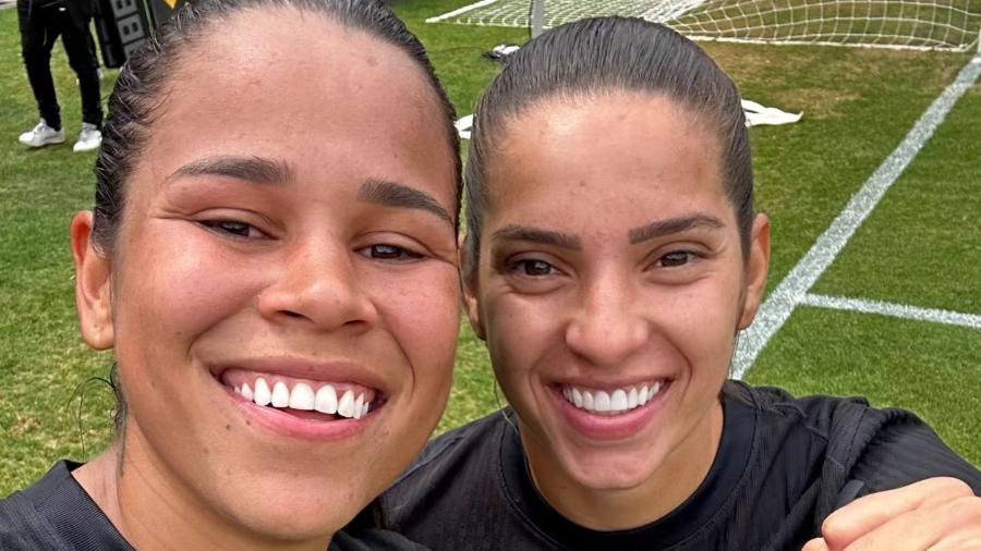 Vic e Millene marcaram os gols do Corinthians na final do Brasileirão Feminino contra o São Paulo