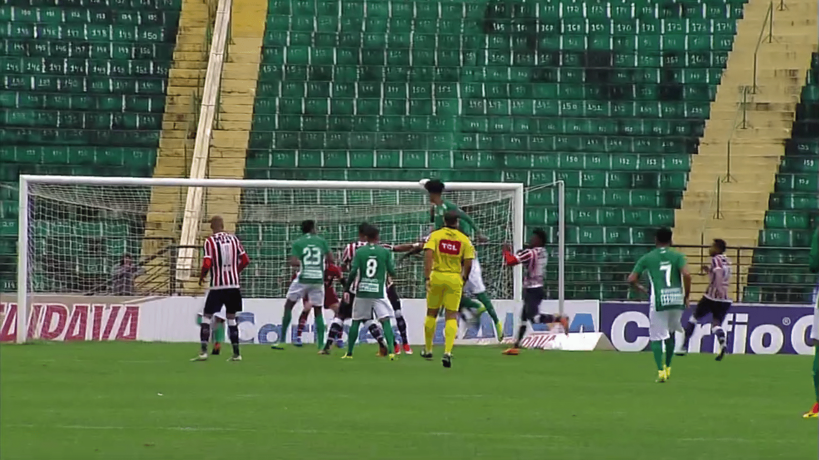 Jogador ense Werton marca gol pelo Flamengo na Copinha