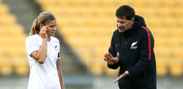 Andreas Heraf foi treinador da seleção feminina da Nova Zelândia - Hagen Hopkins/Getty Images