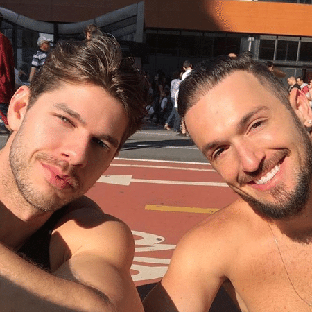 Diego Hypolito posa com o namorado Marcus Duarte  - Reprodução/Instagram