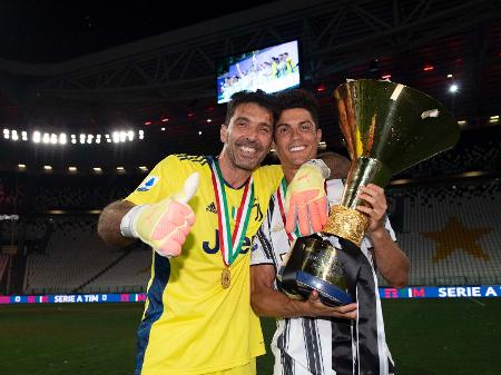 A temporada 2020-21 do futebol feminino na Itália terminou com títulos de  Juventus e Roma - Calciopédia