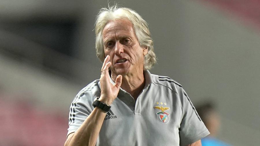 Técnico português de 66 anos desfalcará a equipe de Lisboa pelo 3° jogo consecutivo - Gualter Fatia/Getty Images