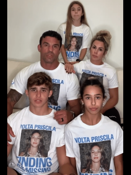 Vitor Belfort com a mulher, Joana Prado, e os filhos, Victoria, Davi e Kyara - Reprodução / Instagram