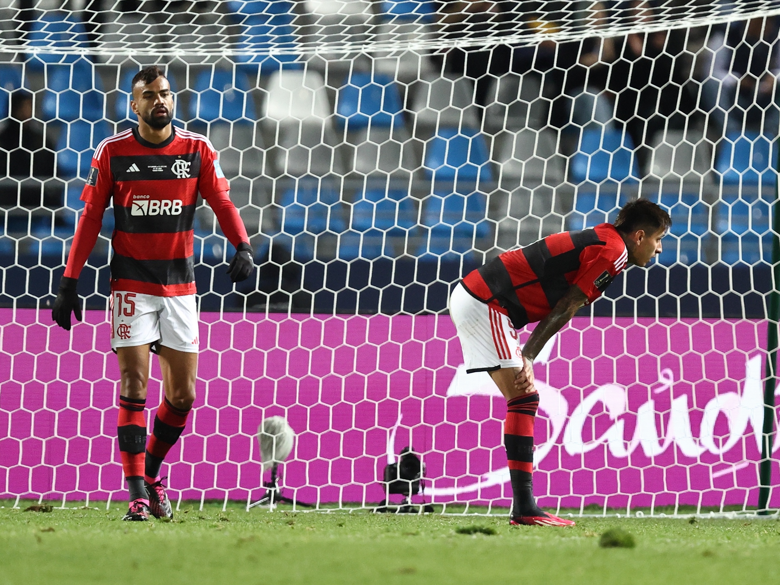 Ônibus grátis são disponibilizados para torcida em jogo do Flamengo no  Mundial