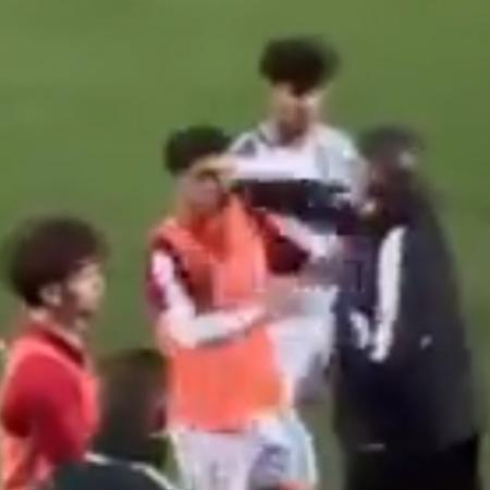 Técnico da Argélia sub-20 agrediu os próprios jogadores