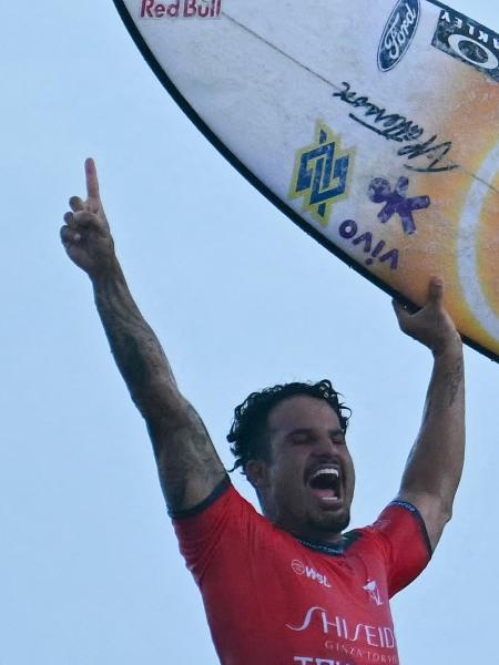 Brasileiro Italo Ferreira busca o bicampeonato mundial da WSL