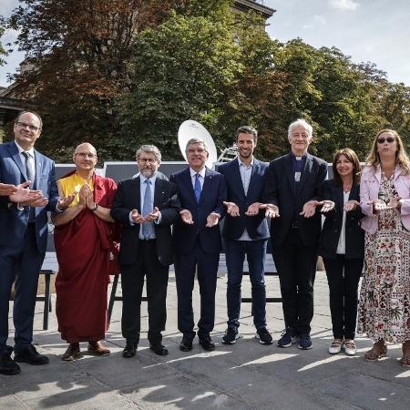 Encontro com líderes religiosos teve presença de Thomas Bach, presidente do COI