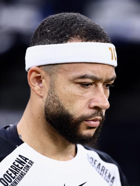 Memphis Depay em ação durante Corinthians x América de Cali, jogo da Sul-Americana Memphis Depay em ação durante Corinthians x América de Cali, jogo da Sul-Americana