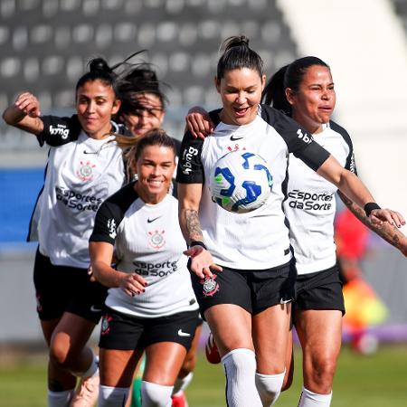 Jogadoras do Corinthians comemoram gol contra o Cruzeiro, pelo Campeonato Brasileiro Feminino - Rodrigo Gazzanel/Rodrigo Gazzanel / Agência Cori