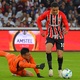 SP perde inúmeras chances e acaba punido em Quito