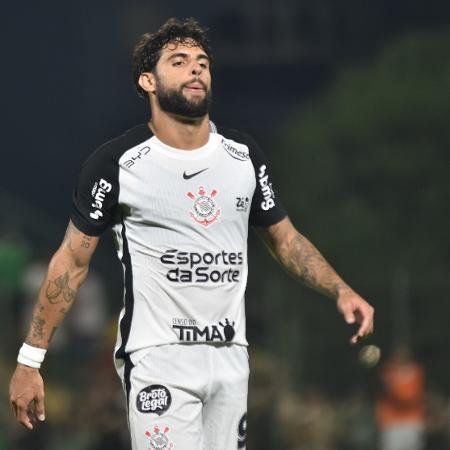 Yuri Alberto, do Corinthians, durante duelo contra a Chapecoense, no Brasileirão