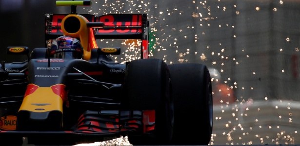 Em Mônaco, apenas Ricciardo teve a atualização - REUTERS