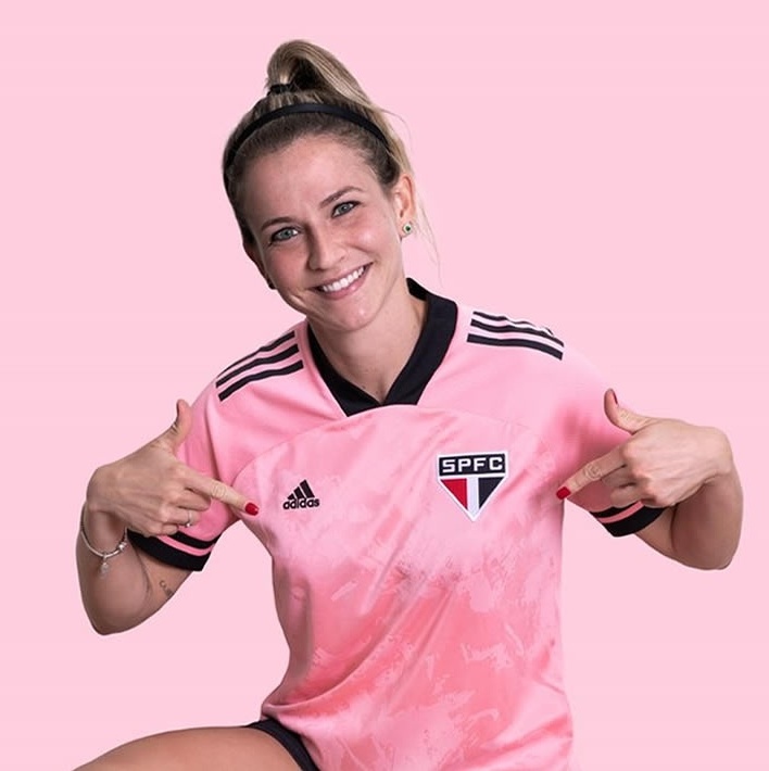 Centralize Insignificant pest Adidas lança camisas de SPFC, Flamengo e Inter em homenagem ao Outubro Rosa