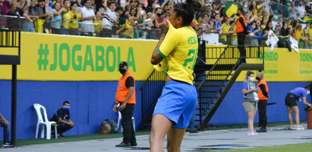 Brasil fura retranca chilena e conquista Torneio Internacional de Manaus