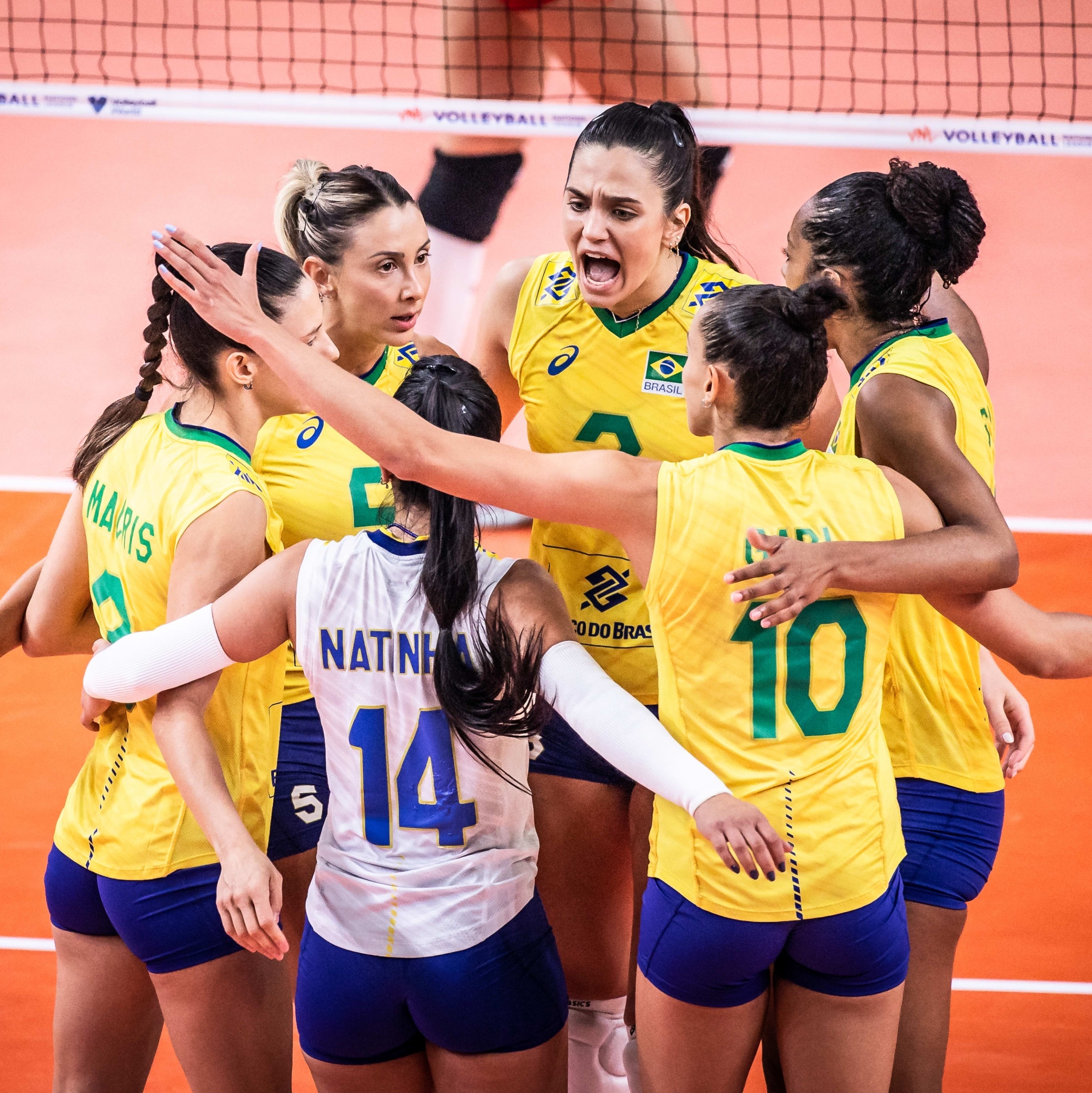 Seleção Brasileira Feminina de vôlei enfrenta a Coreia do Sul em