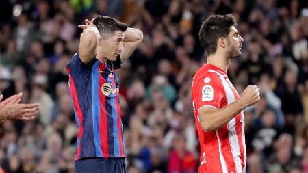 Barcelona perde para o Almería (1-0) e dá esperanças ao Real Madrid no  Espanhol - Folha PE