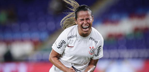 Libertadores Feminina: Corinthians bate Inter nos pênaltis e enfrenta  Palmeiras na final