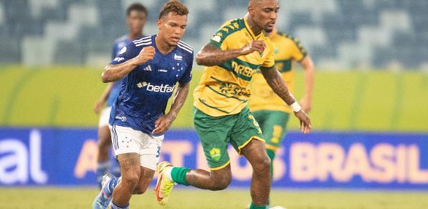 Empate entre Cuiabá e Cruzeiro os deixa estagnados na tabela do campeonato.