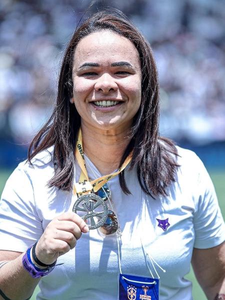 Bárbara Fonseca chegou como coordenadora, mas virou diretora de futebol do time