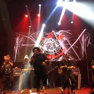 Apresentação musical na festa corintiana ficou por conta do Grupo do Bola - Reprodução/Instagram