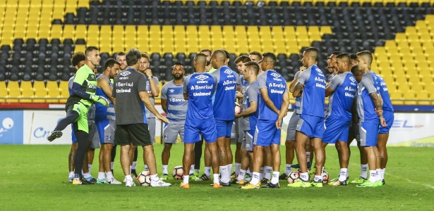 Jogadores ouviram explicações sobre nova ferramenta que estreia na Libertadores - Lucas Uebel/Grêmio