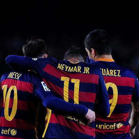 2016 - Lionel Messi, Neymar Jr. e Luis Suarez comemorando gol do Neymar 2016 - Lionel Messi, Neymar Jr. e Luis Suarez comemorando gol do Neymar